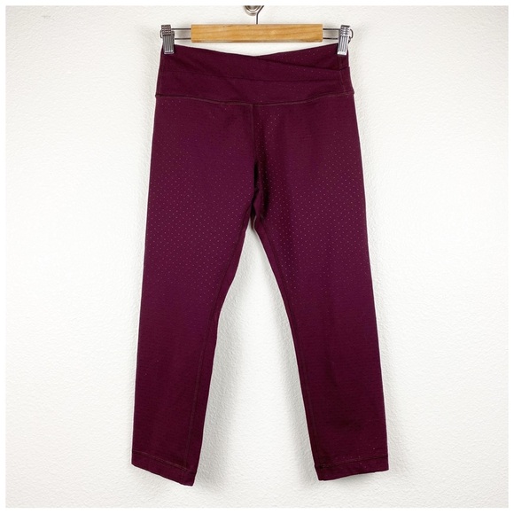 Lululemon Astro‎ Wunder Under Crop II Shine Dot in Bordeaux Drama Size 4 - Picture 6 of 11